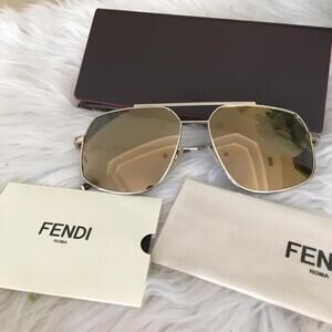 Firm✨Authentic FENDI - 58mm Navigator Sunglasses